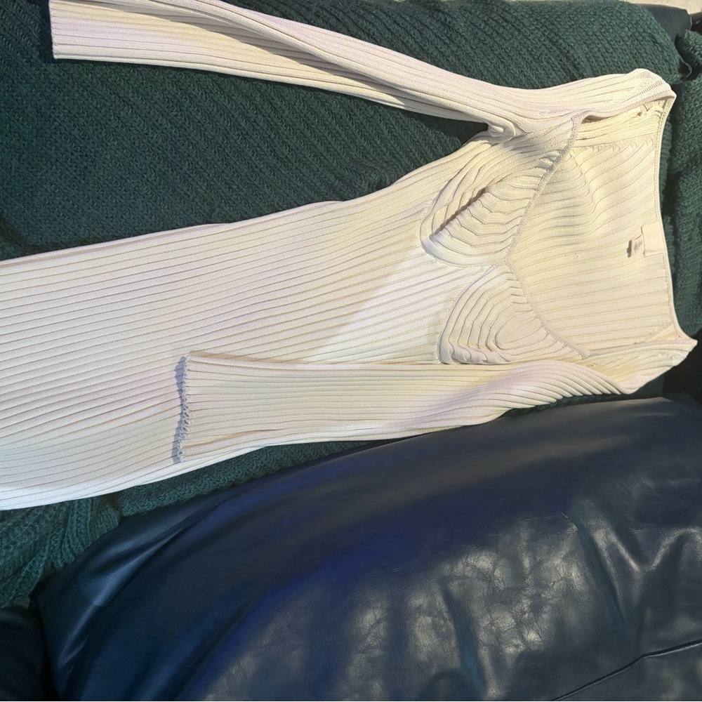 H&M Cream Ribbed Long Sleeve Bodycon Dress